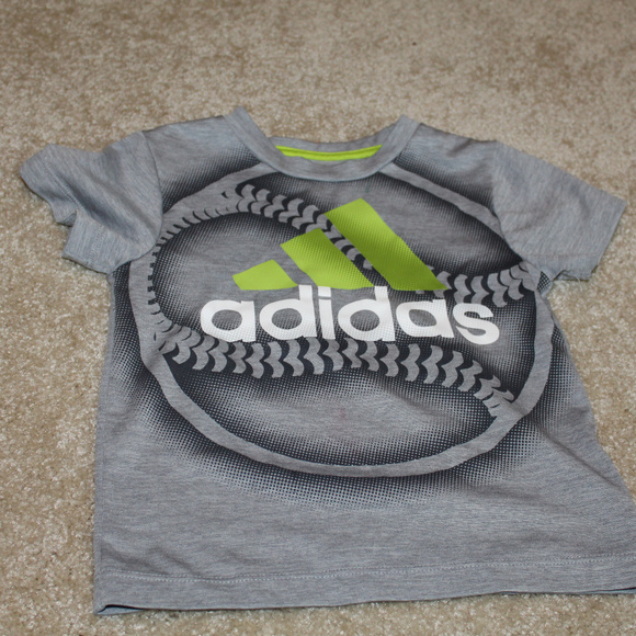 Adidas toddler grey/green tee and shorts (18 mo) - Picture 5 of 7